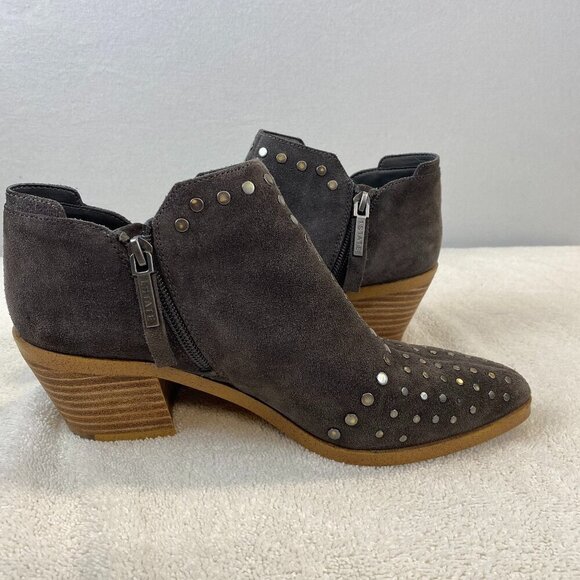 1. State Loka silver studded grey suede pointed toe Western booties Size 7.5(38) - Picture 1 of 7